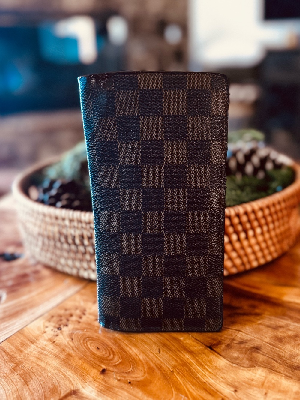 Louis Vuitton Damier Infini Porte feiulle
Brazza Long Wallet Purse/ authentic